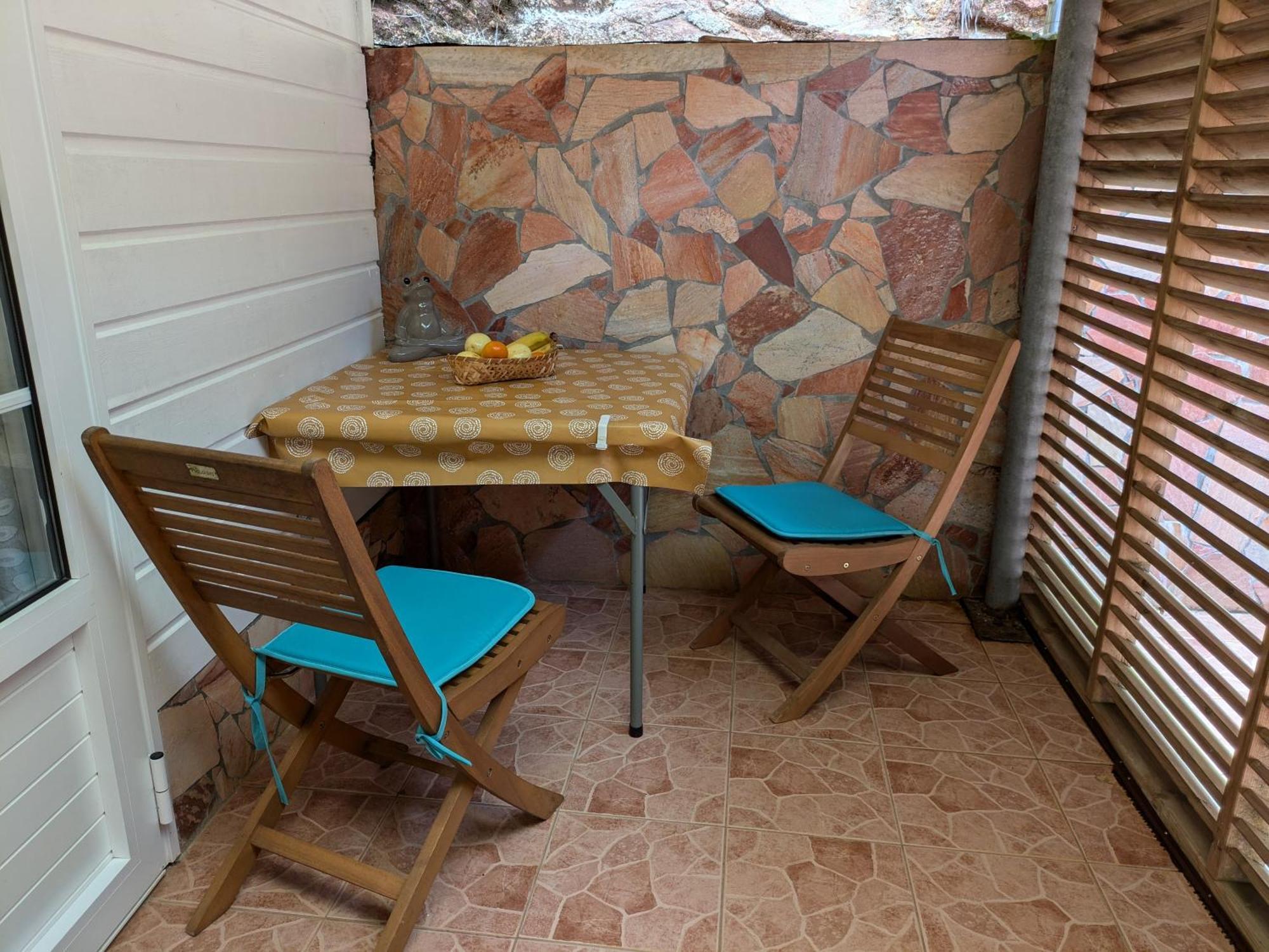 Le Marin - Bungalow Classe 3 Etoiles Tb Equipe & Confortable - Escapade En Couple - Paisible & En Toute Discretion - Wi-Fi - Climatisation - Calme & Serenite - Plages Du Sud, Centre De Carenage & Marina Du Marin Proche En Voiture - Acheminement Sur D Exterior photo