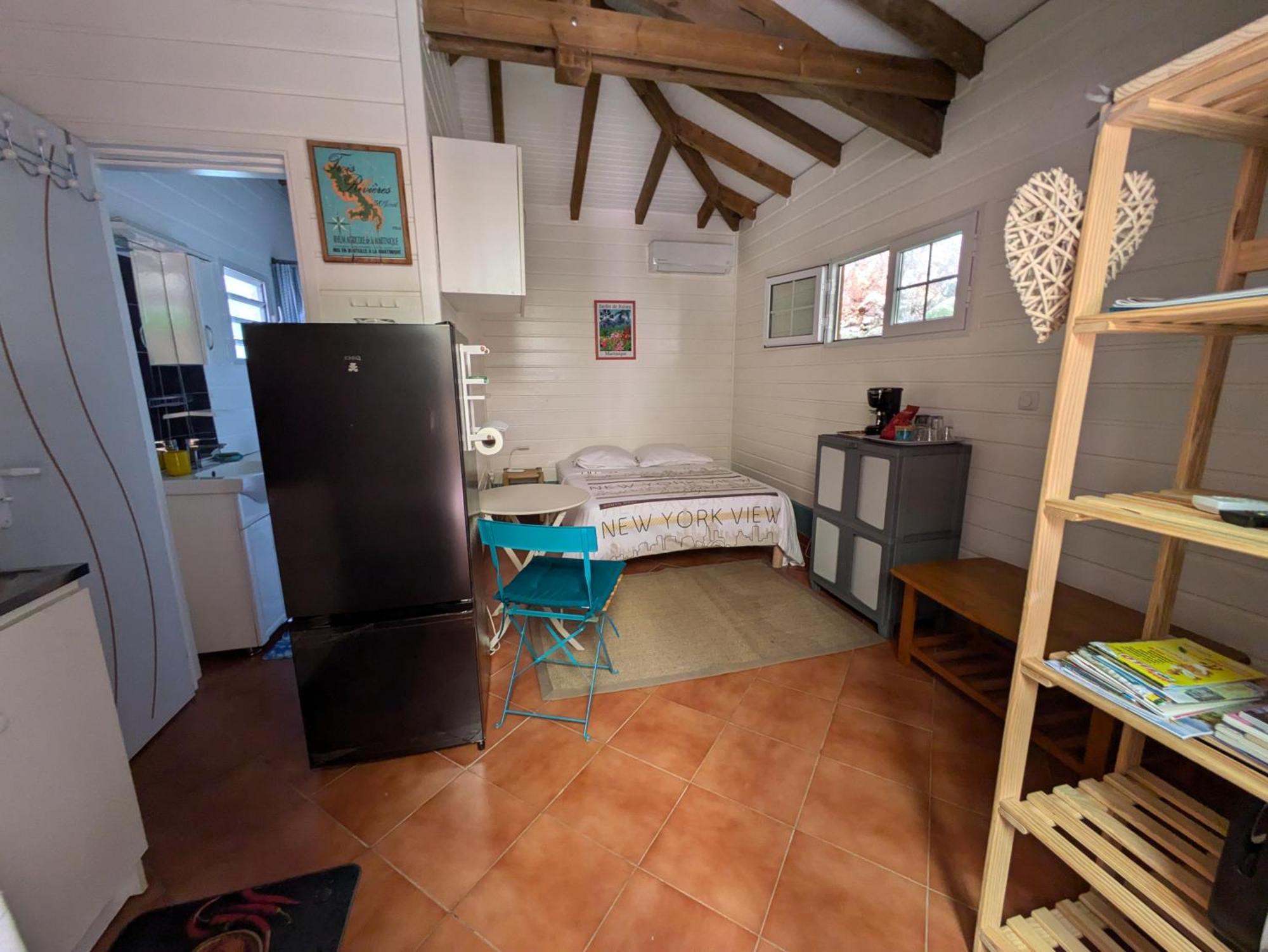 Le Marin - Bungalow Classe 3 Etoiles Tb Equipe & Confortable - Escapade En Couple - Paisible & En Toute Discretion - Wi-Fi - Climatisation - Calme & Serenite - Plages Du Sud, Centre De Carenage & Marina Du Marin Proche En Voiture - Acheminement Sur D Exterior photo