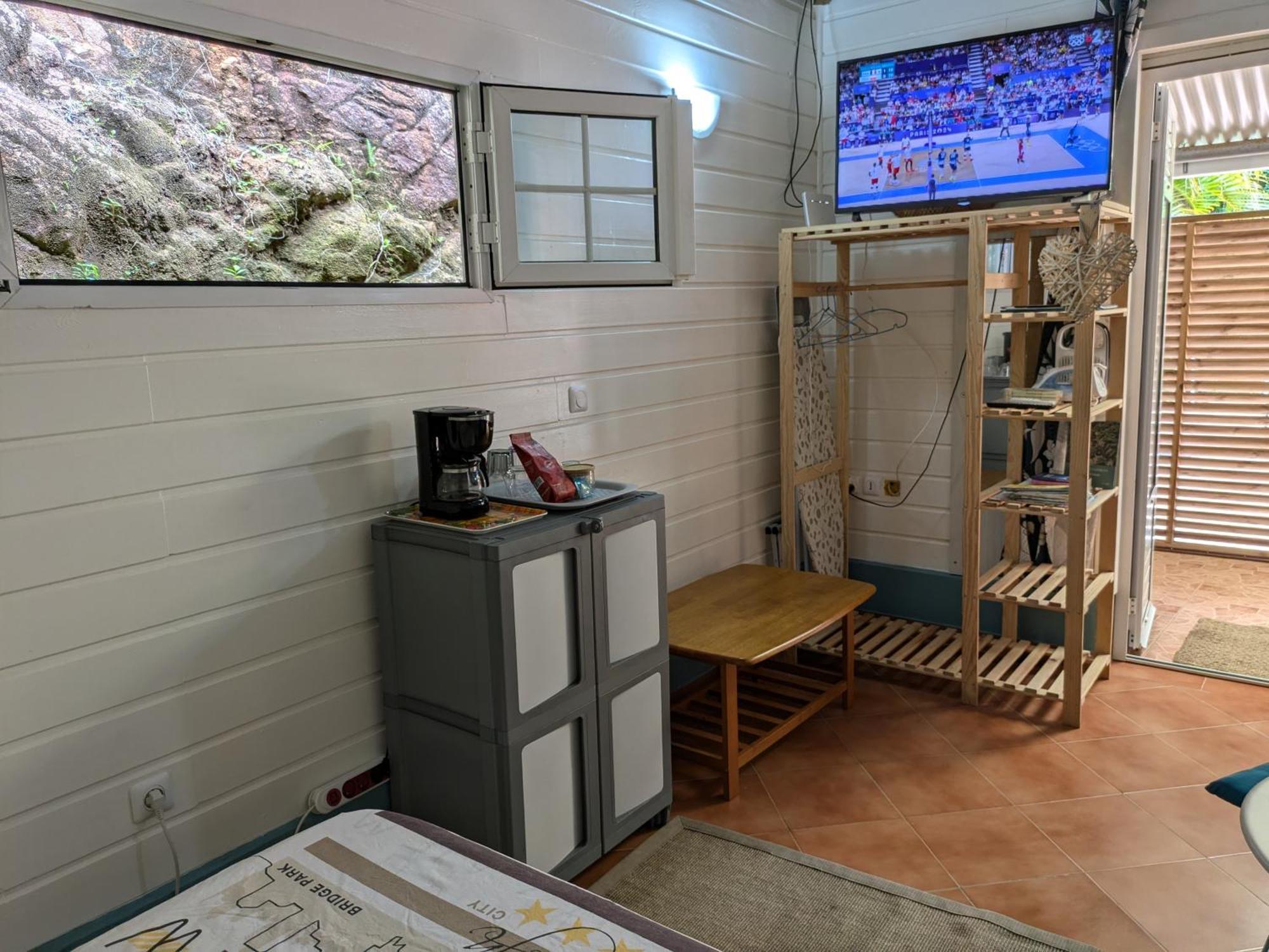 Le Marin - Bungalow Classe 3 Etoiles Tb Equipe & Confortable - Escapade En Couple - Paisible & En Toute Discretion - Wi-Fi - Climatisation - Calme & Serenite - Plages Du Sud, Centre De Carenage & Marina Du Marin Proche En Voiture - Acheminement Sur D Exterior photo